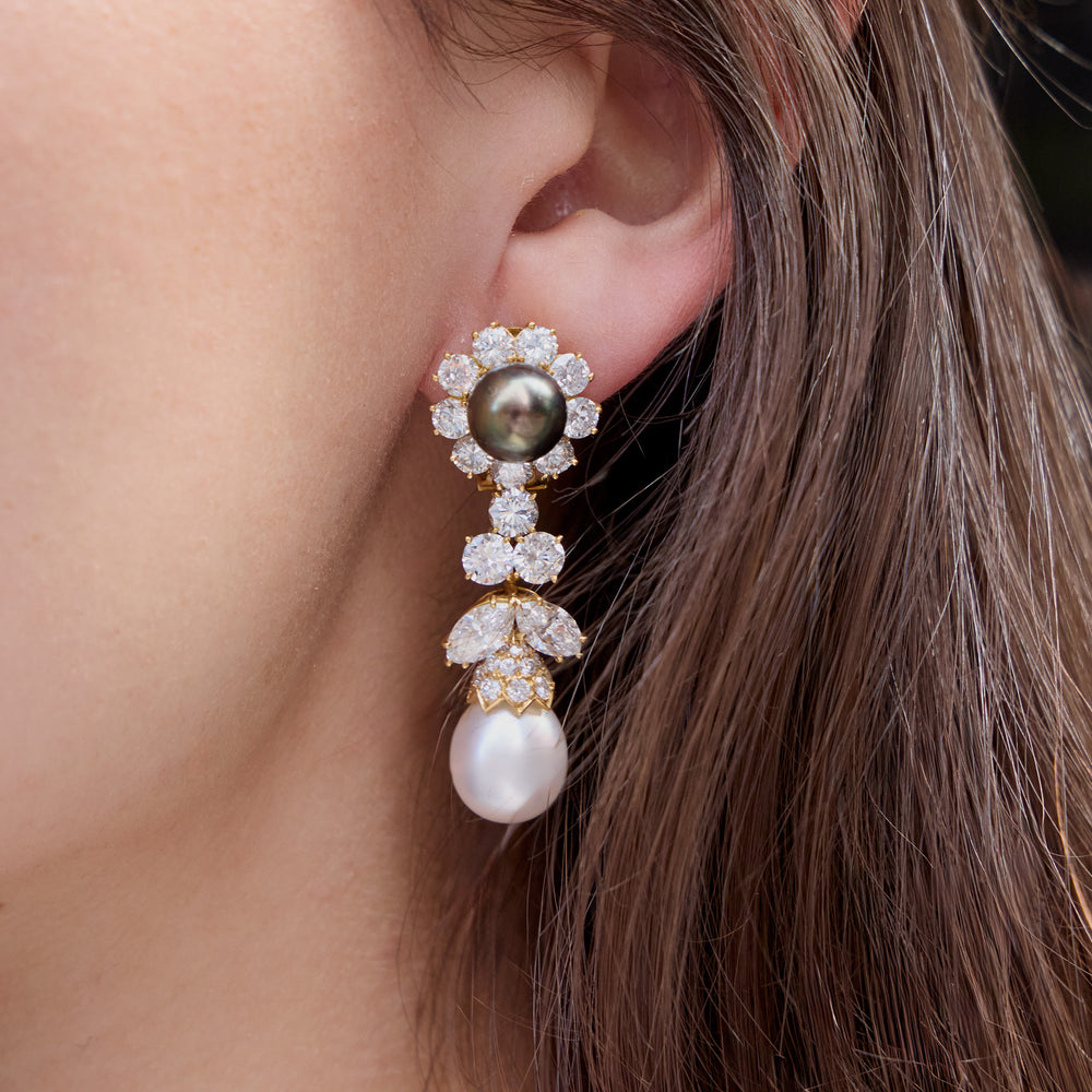 Macklowe Gallery Van Cleef & Arpels Diamond and Pearl Clip Earrings