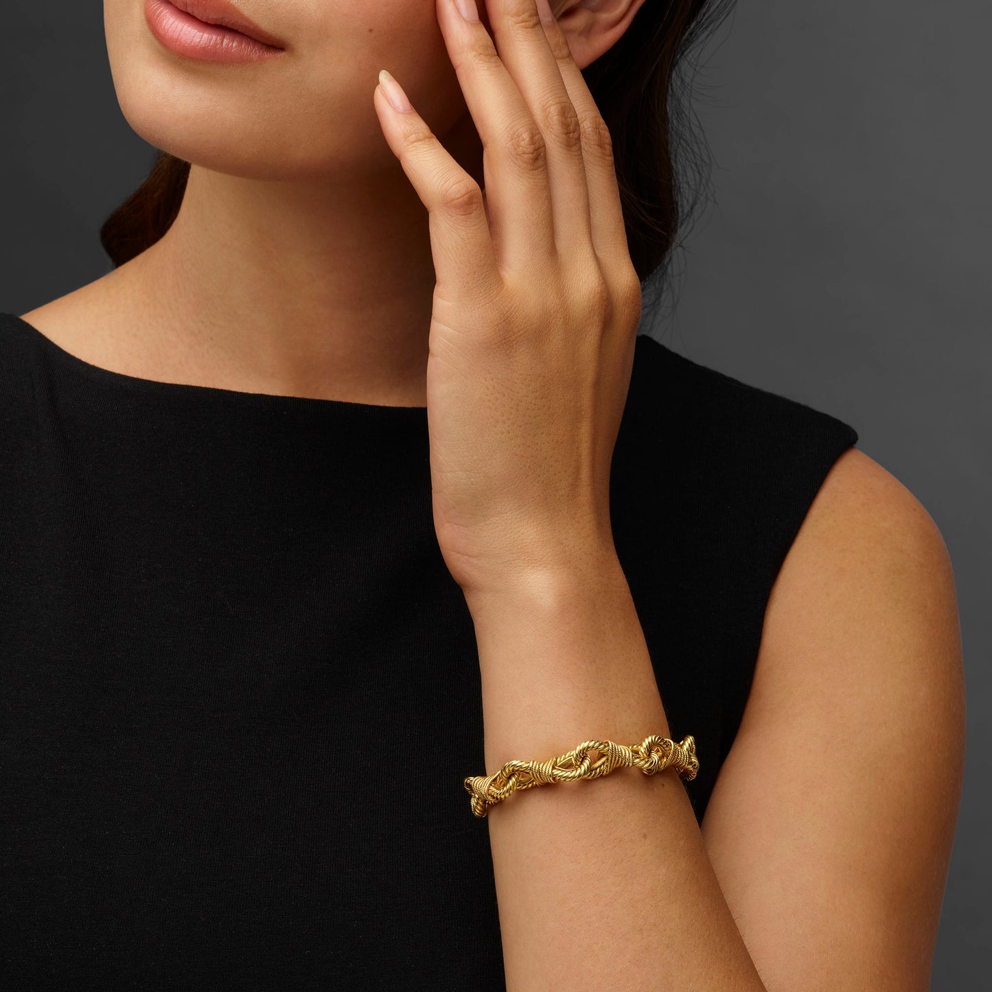 Macklowe Gallery French Mid-Century 18K Gold Bracelet