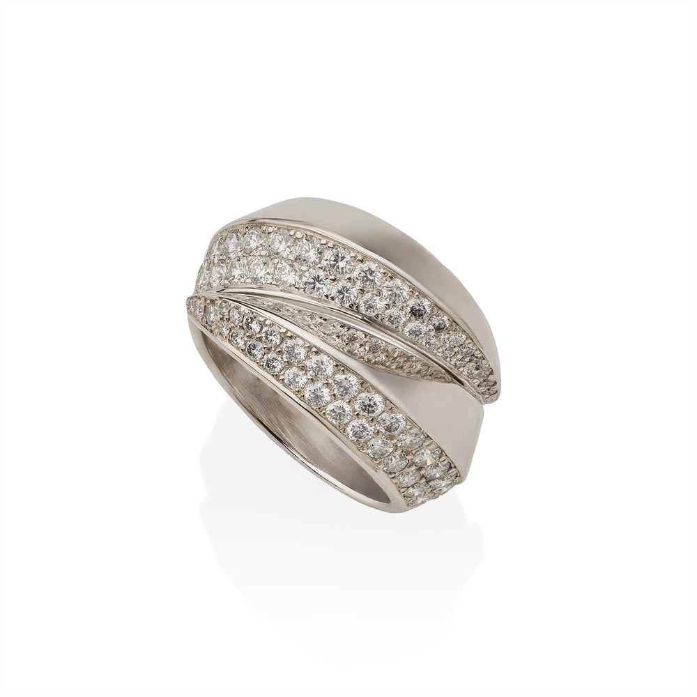 
                      
                        Macklowe Gallery Cartier Paris Diamond "Panthère Griffe" Ring
                      
                    