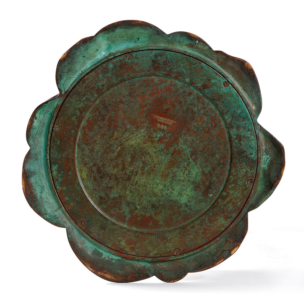 
                      
                        Macklowe Gallery Tiffany Studios New York "Seven Light Lily" Table Lamp
                      
                    