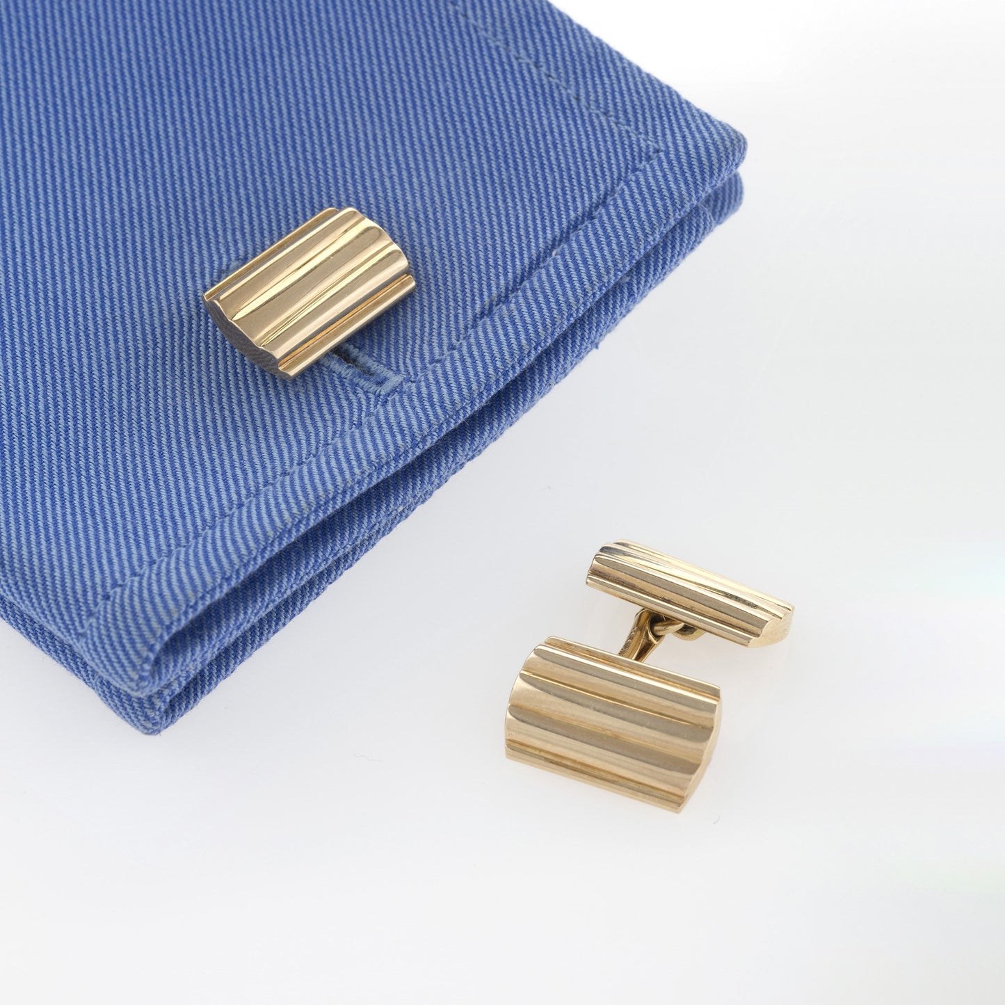 Macklowe Gallery Tiffany & Co. Ribbed Gold Cuff Links